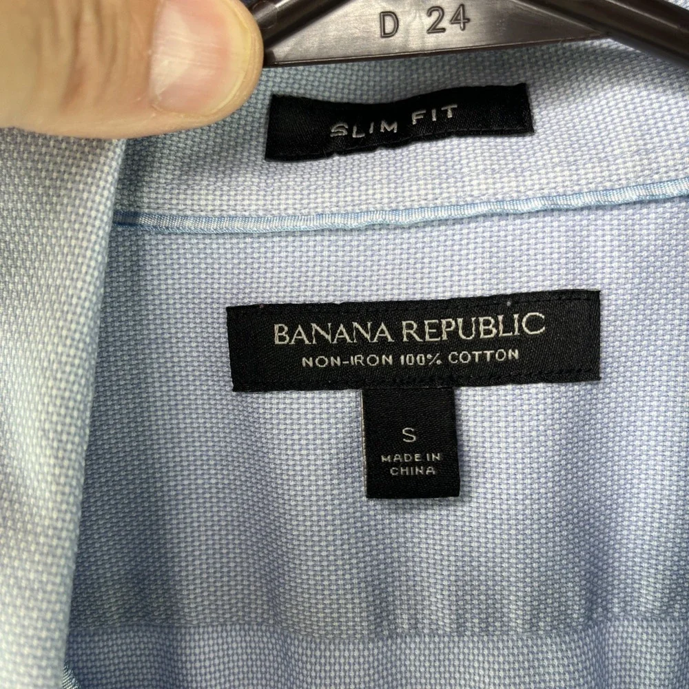 Banana Republic 100% Cotton Non-Iron Slim Fit Button Up Shirt Men's Small